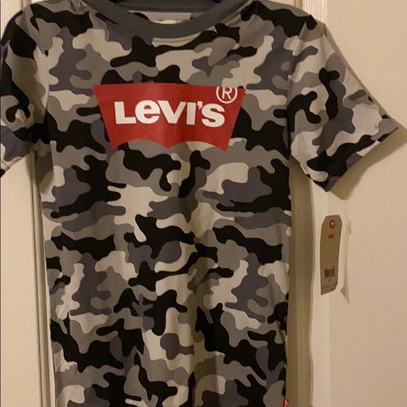 Boys Levi camouflage shirt - Picture 2 of 3